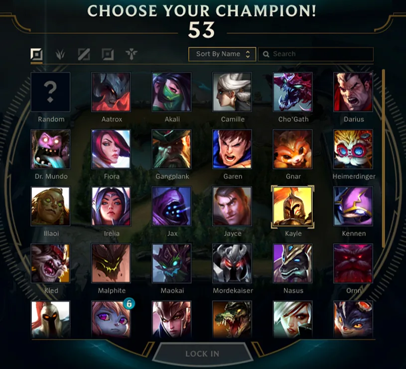 League of Legends champion-selection screen with multiple champions