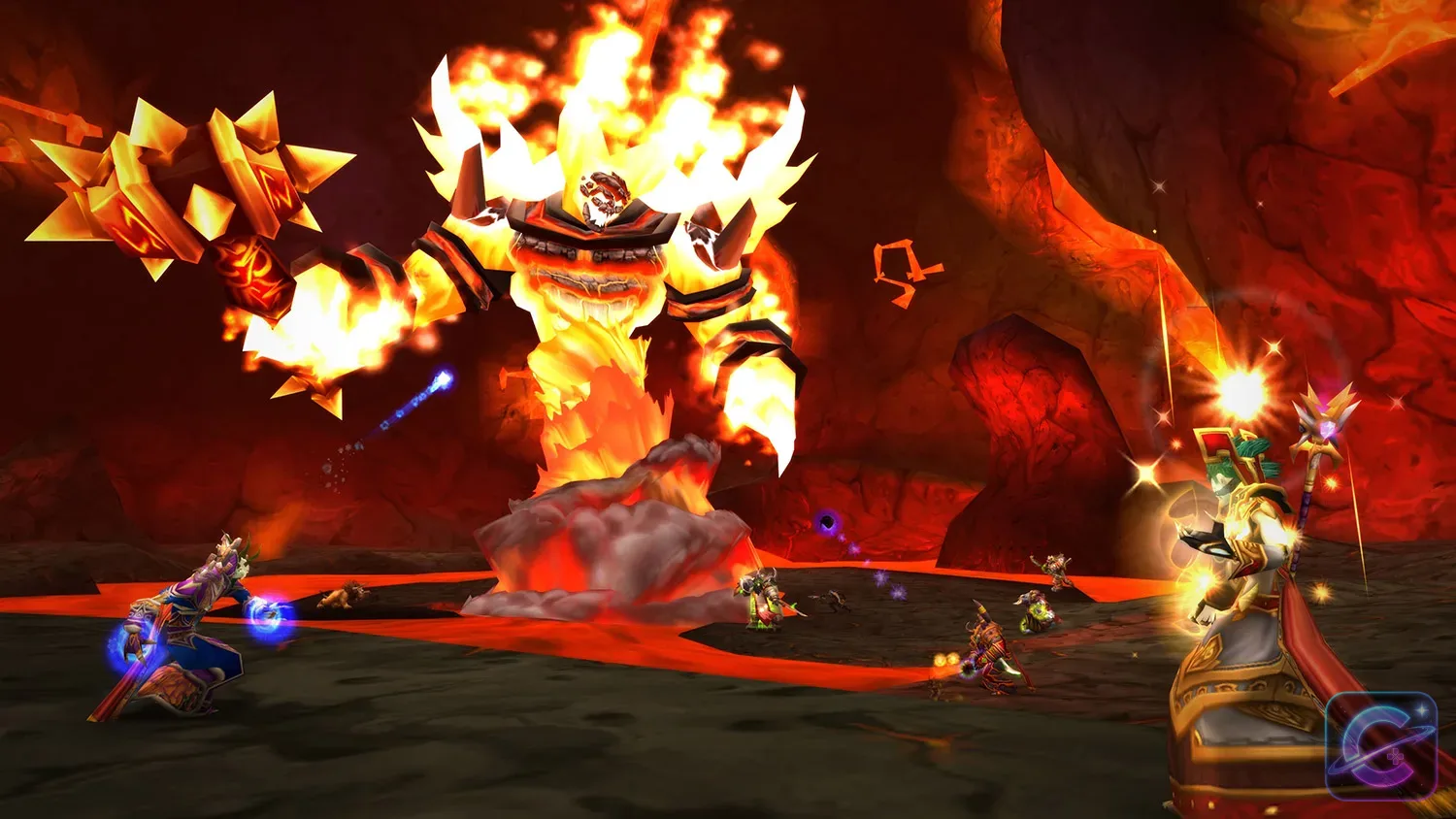 A raid group battling Ragnaros amid the lava and flames of Molten Core.